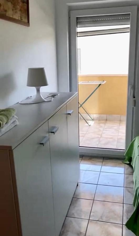 Jersani Lägenhet Murter Exteriör bild